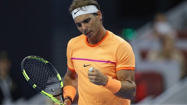 Nadal arrasó con Berdych en su regreso a la competición individual en Abu Dhabi