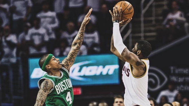Cleveland Cavaliers se recuperó ante Boston Celtics gracias a un inspirado Kyrie Irving
