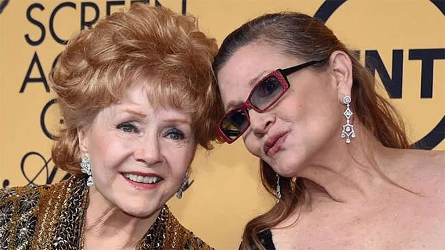 Familiares de Debbie Reynolds y Carrie Fisher planean funeral conjunto