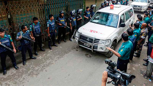 Bangladesh: Asesinan a político que habría disparado a un niño de 9 años