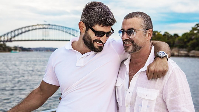 Pareja desmintió intentos de suicidio de George Michael