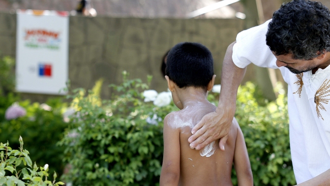 Diputados presentarán proyecto para la entrega gratuita de bloqueador solar en consultorios