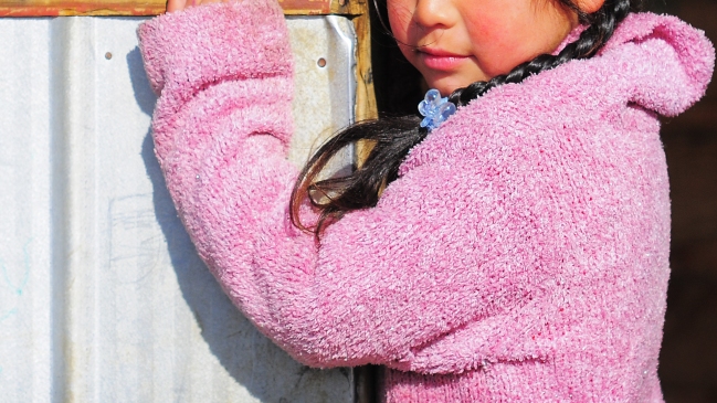 Conmoción por asesinato de niña encontrada en una maleta en Perú