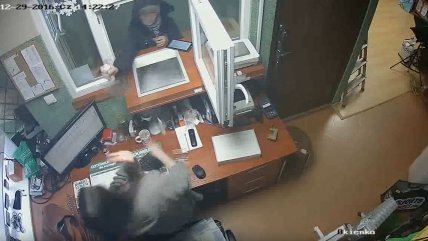   Una mujer intentó robar 