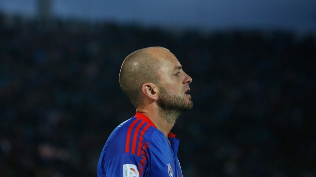 Azul Azul: Es falso que U. de Chile evalúe ceder a Gustavo Lorenzetti