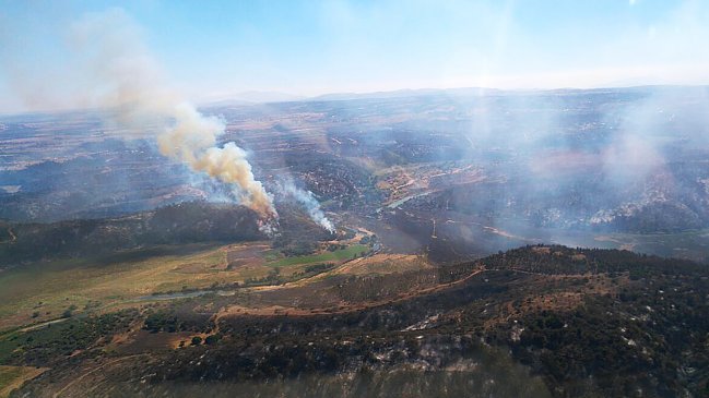 Incendio forestal en Bucalemu ha consumido más de 4.000 hectáreas