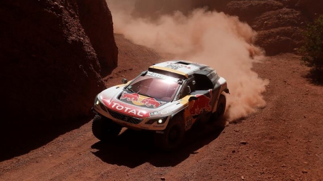 Peterhansel ganó una accidentada tercera etapa del Dakar y Loeb sigue al mando en la general