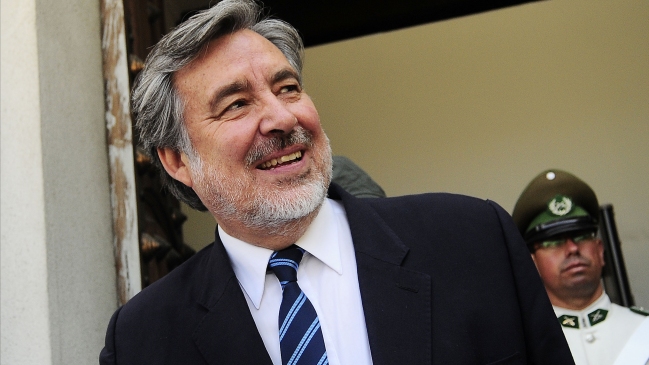 Guillier: Escuchar los problemas de la gente va dando frutos espectaculares