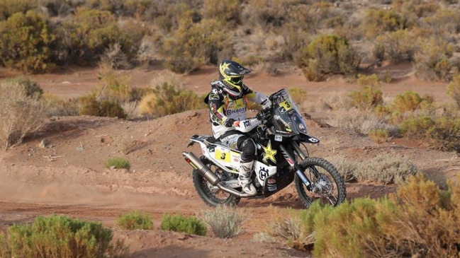 Pablo Quintanilla es nuevo líder del Dakar en motos tras penalización a Joan Barreda