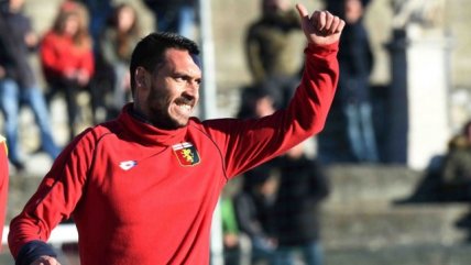 Genoa anunció el fichaje de Mauricio Pinilla