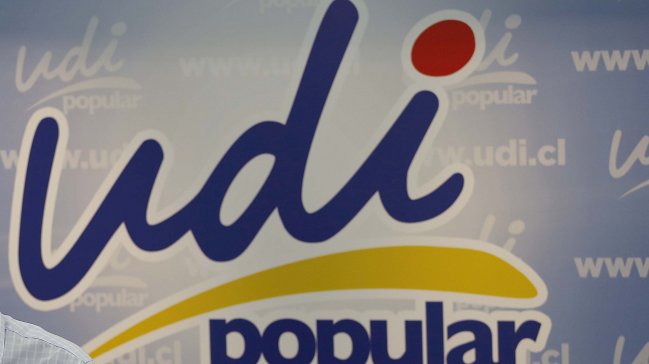 Fiscalía indaga a tres empresas asesoras de bancada UDI por presunto fraude al Fisco