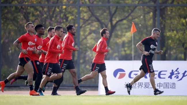 Segundo grupo de la selección chilena llegó a Nanning para jugar la China Cup