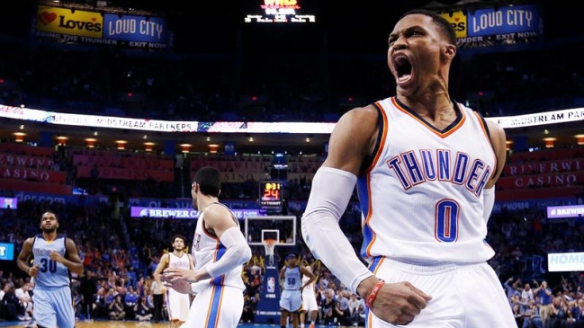 Russell Westbrook brilló una vez más en victoria de los Thunder