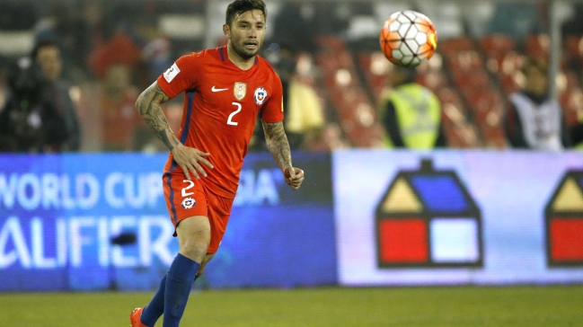 Agente de Eugenio Mena reconoció acercamiento con U. de Chile