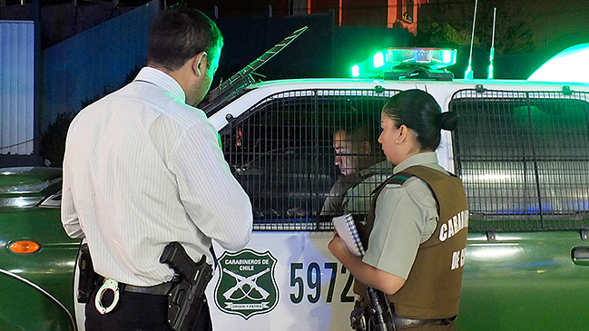 Taxista está en riesgo vital tras violento robo en Lo Espejo