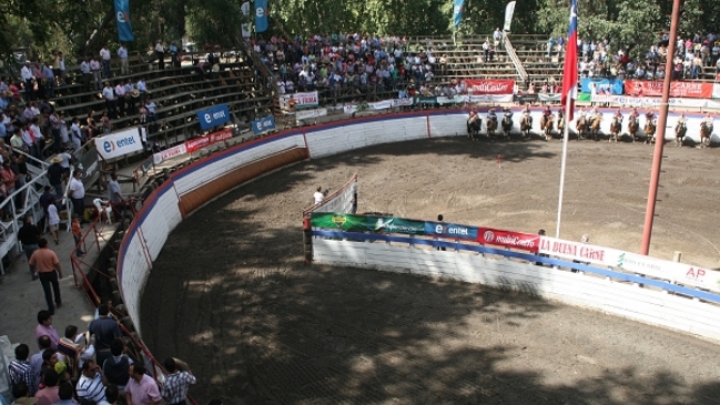 Municipalidad de Talca es acusada de malversar fondos en reparaciones de medialuna
