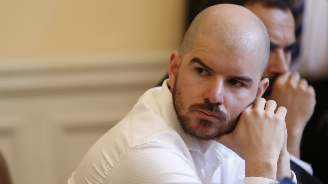 Jackson: Nueva Mayoría usó banderas del movimiento estudiantil por 