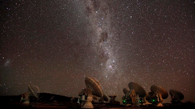 ALMA enfoca radiotelescopios en el Sol buscando desvelar sus misterios
