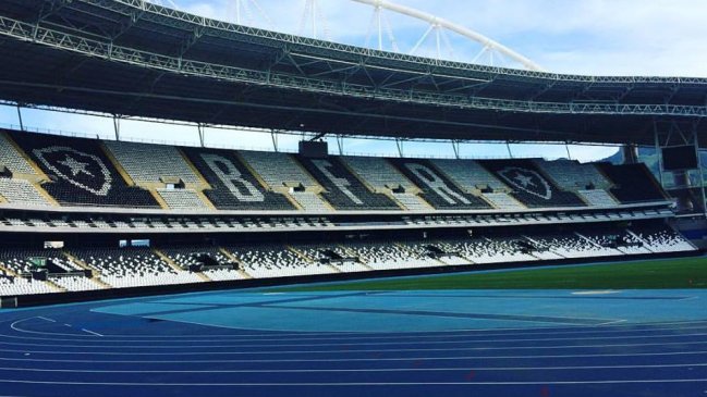 Delantero camerunés es nuevo refuerzo de Botafogo de cara a la Copa Libertadores