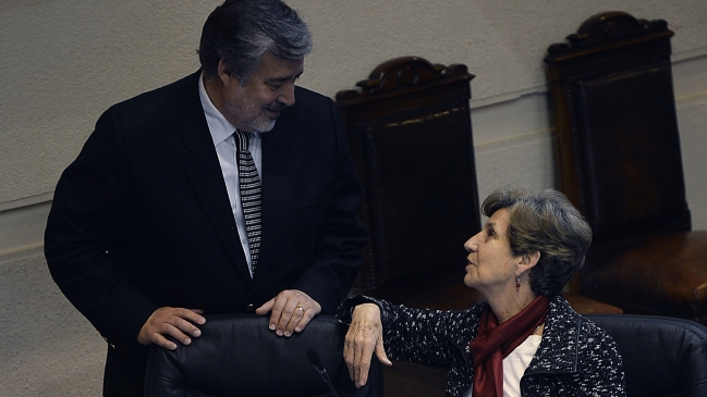 Allende y primarias PS: Si Alejandro Guillier quiere estar en la boleta, bienvenido será