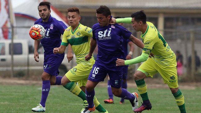 ANFP postergó partido entre Cauquenes y San Antonio Unido por incendios forestales