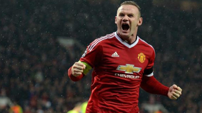 Manchester United rescató empate ante Stoke City con golazo de Rooney