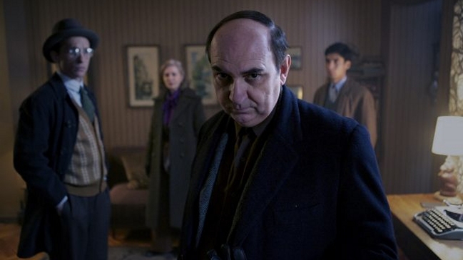 Luis Gnecco: Neruda no compartiría la superficialidad y la grosería de Trump