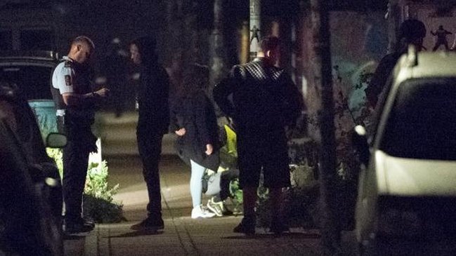 Niña de 2 años muere por una bala perdida mientras jugaba en Río de Janeiro