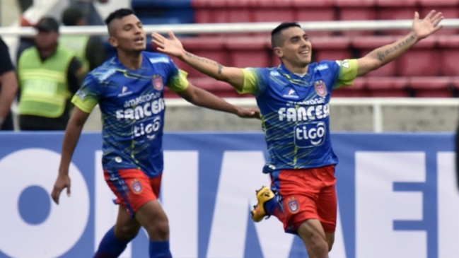 U. de Sucre tomó ventaja ante Montevideo Wanderers en inicio de la Copa Libertadores