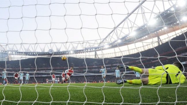 En Londres dicen que Arsenal está peleando la Premier gracias a Alexis