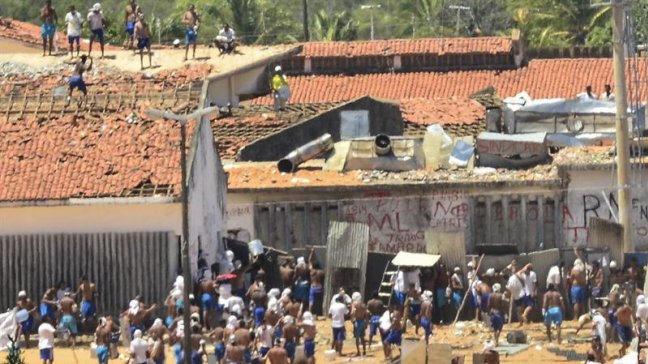 Al menos 50 presos se fugaron de una cárcel en Brasil tras nuevo motín