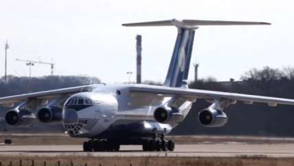 Bachelet aceptó ofrecimiento de avión ruso para el combate de incendios forestales