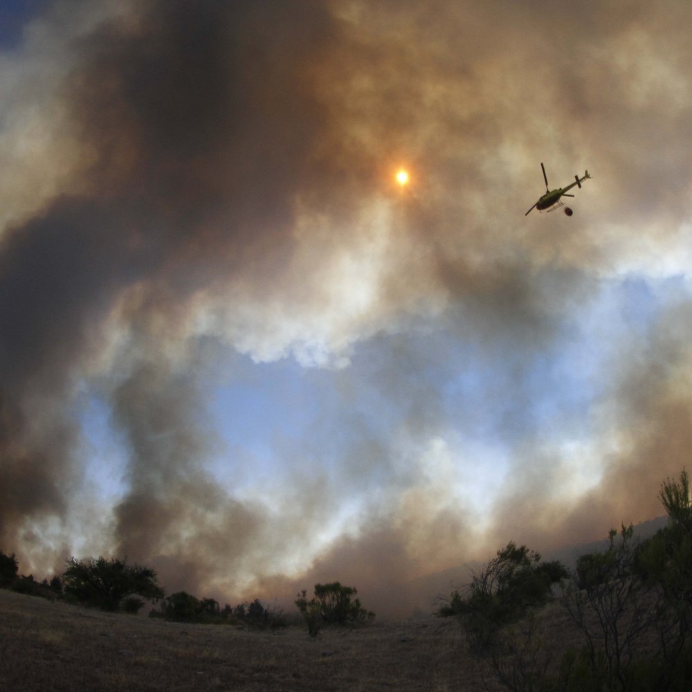 Ministro de Agricultura: Es evidente que hay gente que está provocando los incendios