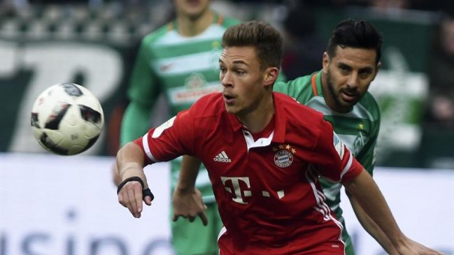 Bayern Munich mantuvo ventaja en el liderato de la Bundesliga tras vencer a Werder Bremen