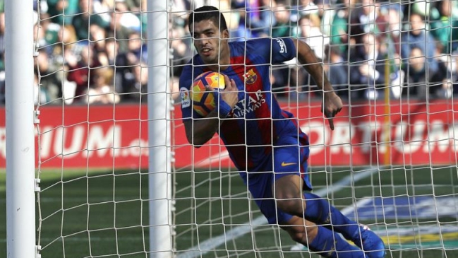 FC Barcelona tropezó con empate ante Real Betis en la liga española