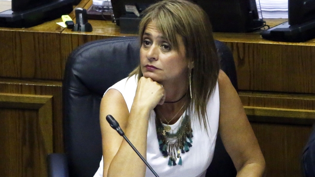 Evópoli y correos de Van Rysselberghe: Esperamos que nos pueda aclarar la situación