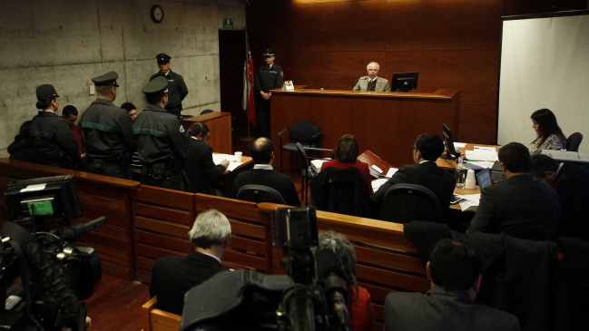 Tribunal declaró culpable a tres de los cinco imputados por atentado a PDI