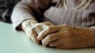 Detienen a mujer de 91 años en Argentina por sacar arma en una comisaría