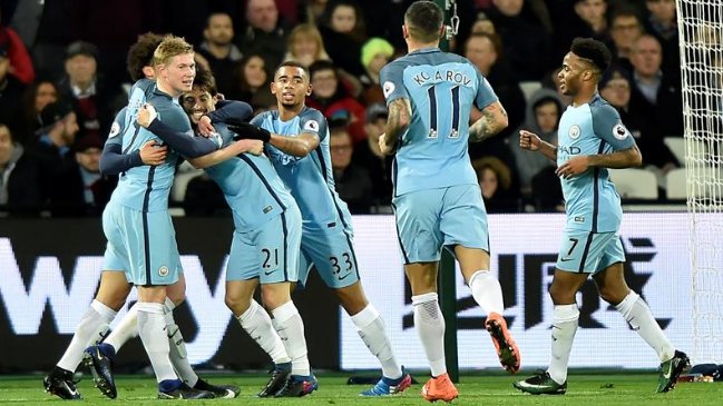 Manchester City goleó a West Ham con Claudio Bravo en la banca