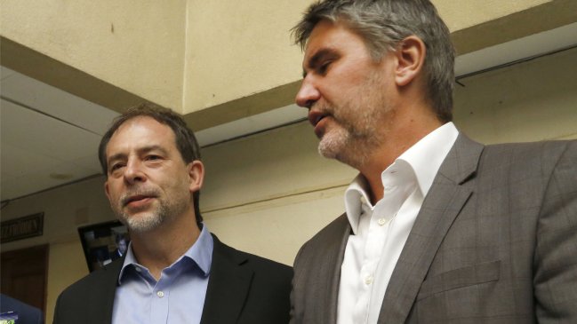 Abogado de SQM vinculó a senadores Larraín, Girardi y Rossi con aportes irregulares