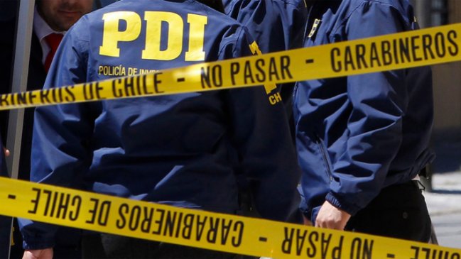 Reconstituyen escena del crimen de la adolescente enterrada en el patio de un colegio