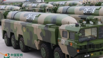 China reveló nuevo misil capaz de alcanzar bases de EEUU en Asia