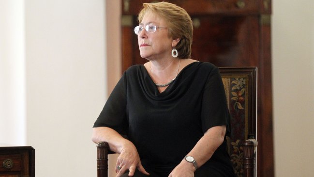 Presidenta Bachelet inició este martes sus vacaciones