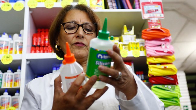 Minsal fiscalizó venta de silicona líquida en barrio Meiggs