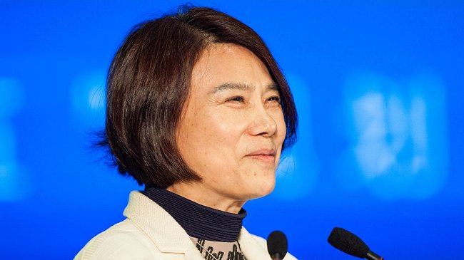 Trabajólica extrema: Ejecutiva china lleva 26 años sin tomar vacaciones