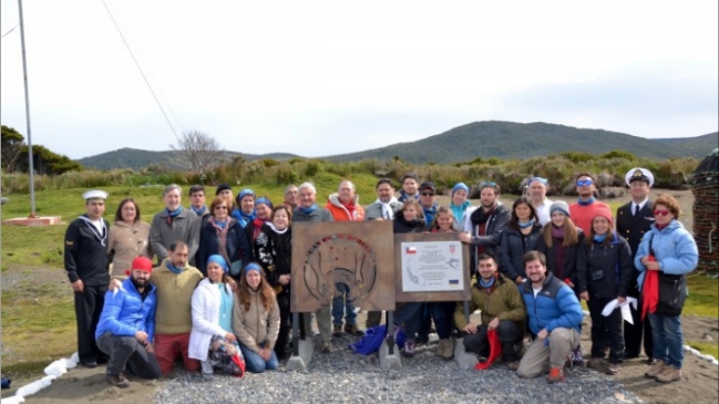 Boric salió al paso de polémica por viaje en buque de la Armada