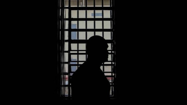 Condenan a peruano que mató a su hija por no querer comer