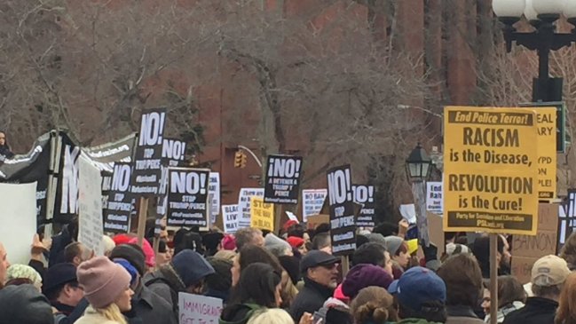 Protestas en Nueva York tras detención de cientos de inmigrantes