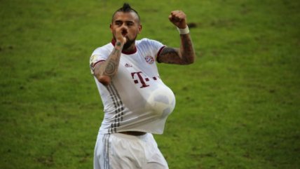   Arturo Vidal festejó su anotación en Bayern Munich confirmando que será padre por tercera vez 