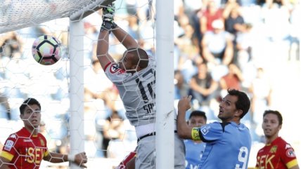 Martín Rolle abrió la cuenta ante Unión Española con un gol olímpico
